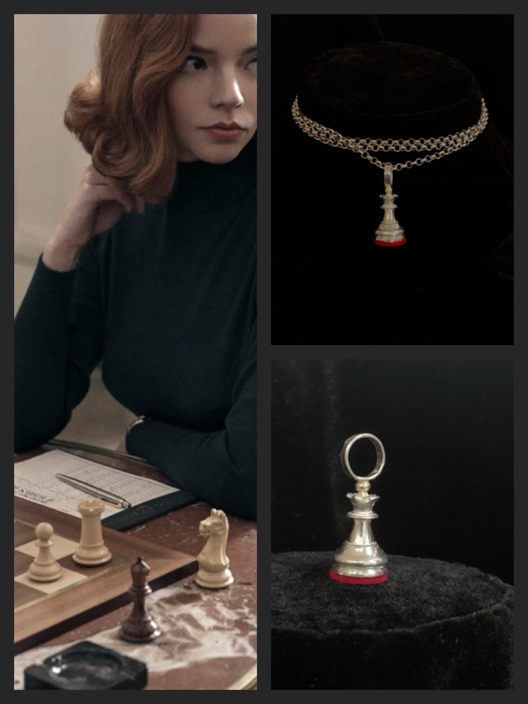 Hangerv zilveren gegoten schaakstuk