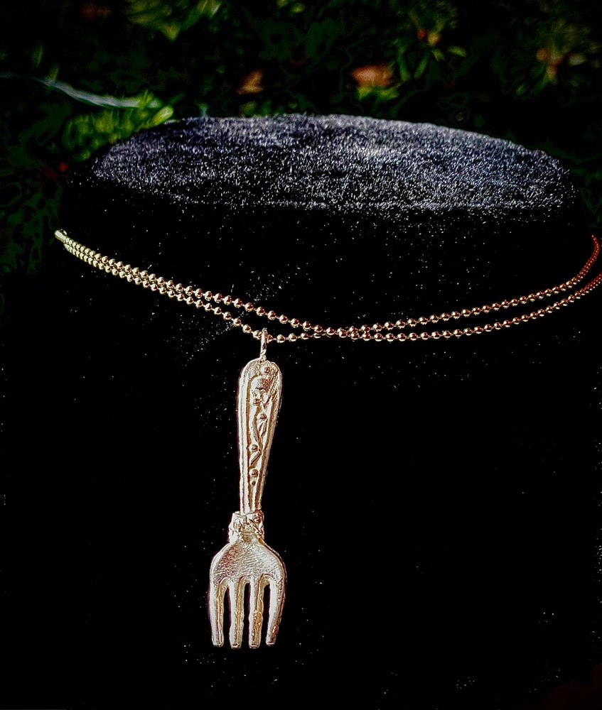 Zilveren ketting met in zilver gegoten vorkje